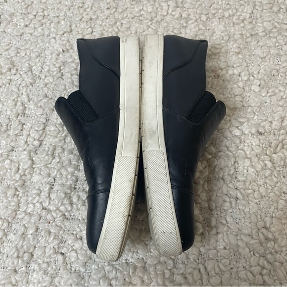 VINCE Black Leather Slip On Sneakers 6 - Picture 4 of 8